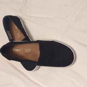 Black Toms Avalon Slip On Shoes womens Size 6